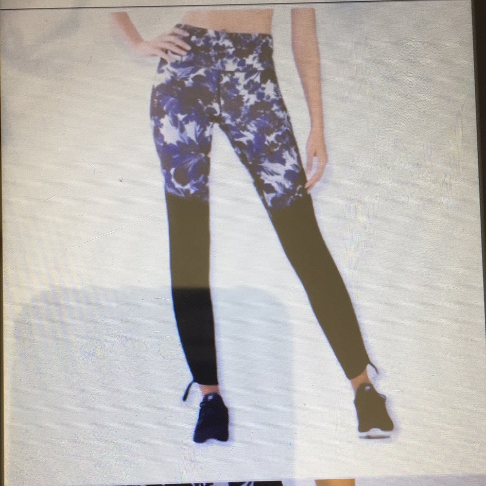 - - Fabletics cashel foldover pure leggings size s